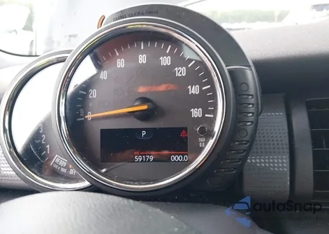 2016 Mini Hardtop Cooper from USA, damaged, VIN WMWXP5C5XG2D13487